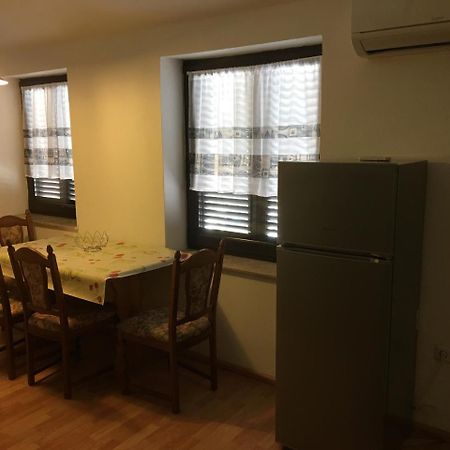 Ara-Aradi Appartement Baška Buitenkant foto