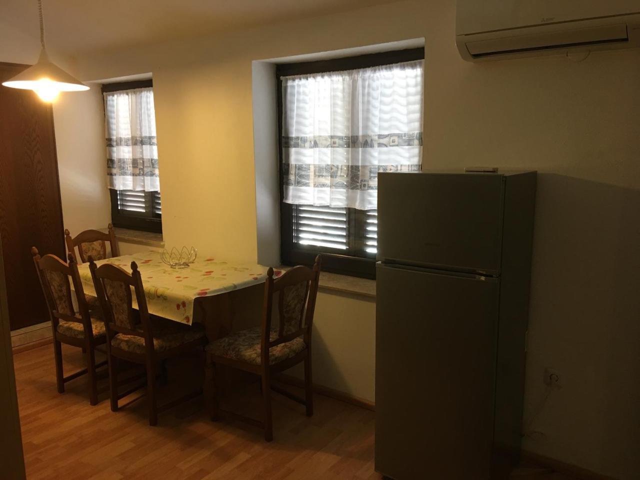 Ara-Aradi Appartement Baška Buitenkant foto